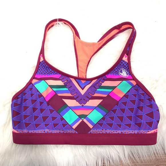 Body Glove Other - Breathe by Body Glove Sports Bra